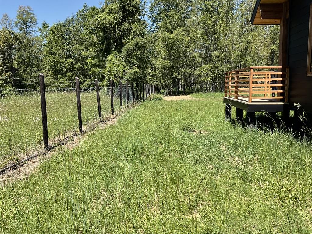 Zona sin césped antes de la siembra